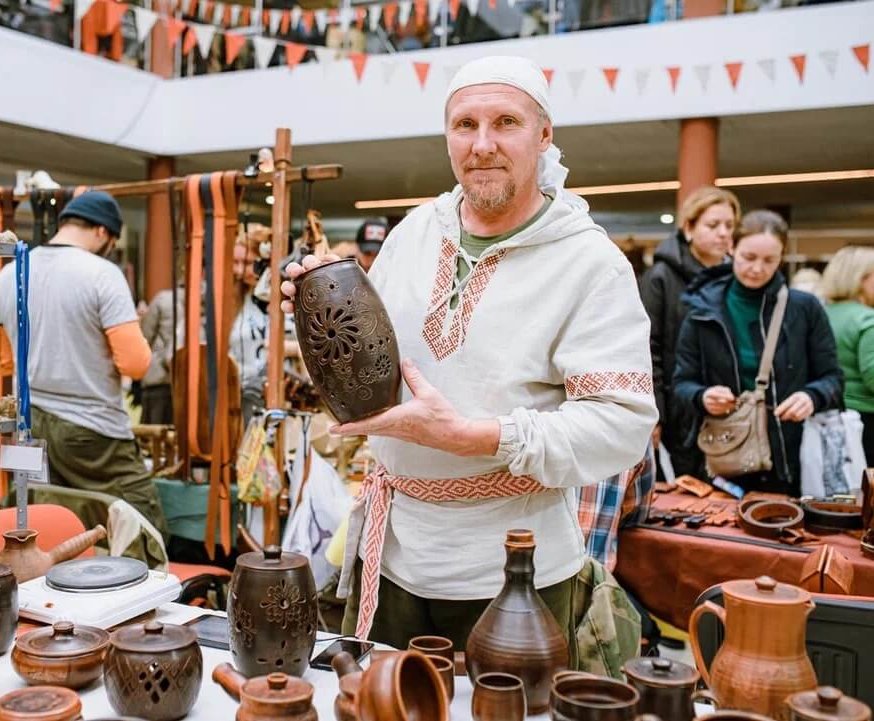 <font color="#FFFFFF" style="text-shadow: 1px 1px 1px #000;">Курганские предприниматели и самозанятые представляют свою продукцию на выставках в соседнем регионе</font>